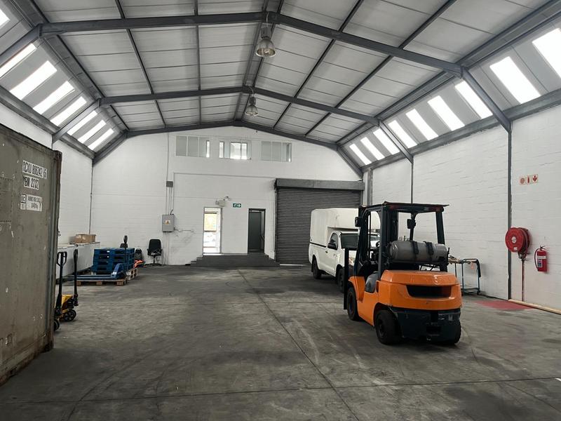 To Let Commercial Property for Rent in Montague Gardens Western Cape